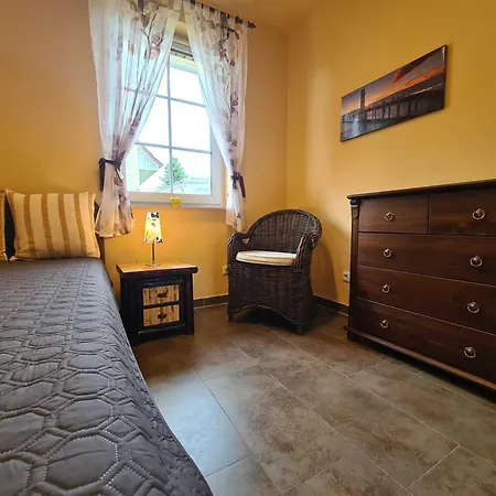 Leuchtturmblick Nahe Kuehlungsborn *