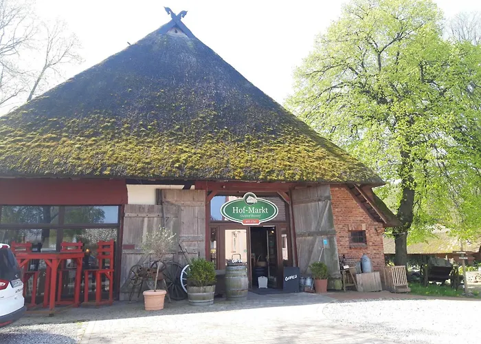 Leuchtturmblick Nahe Kühlungsborn * Bastorf